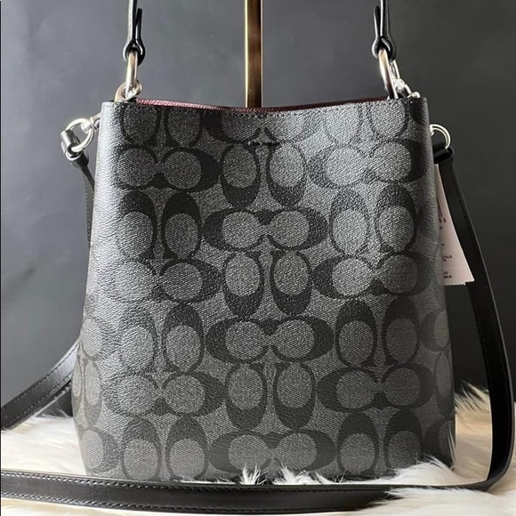 💰SOLD - 2312 - Coach Small Town Bucket Bag in Signature Canvas - Picture 7 of 10